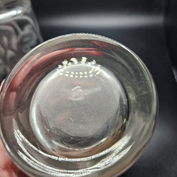 Vintage Etched Drinking Glasses Set of 2 - Picture 7 of 10